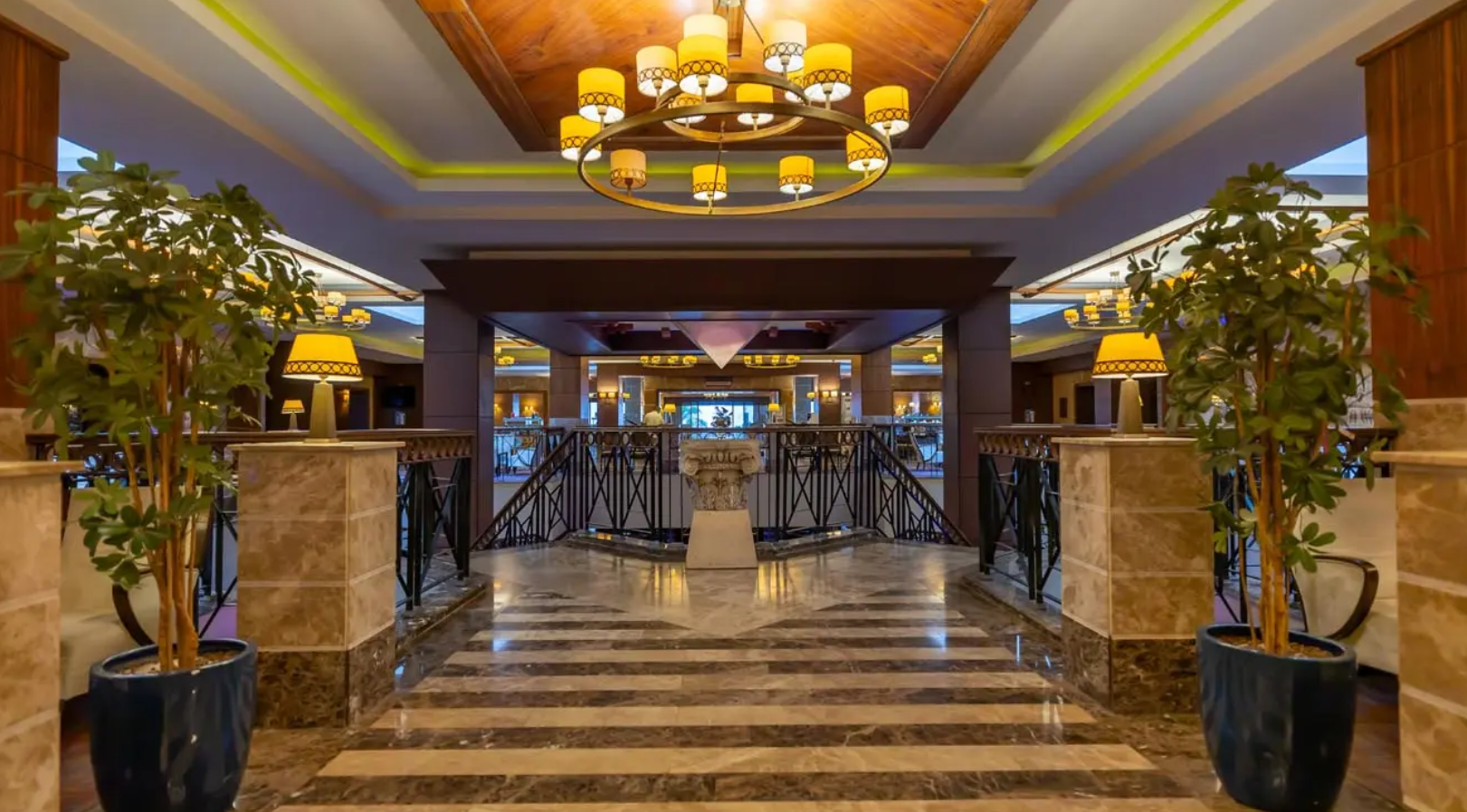 Почивка в хотел Fantasia Deluxe 5* - 7 нощувки на база ALL INCLUSIVE с автобус - Image 3