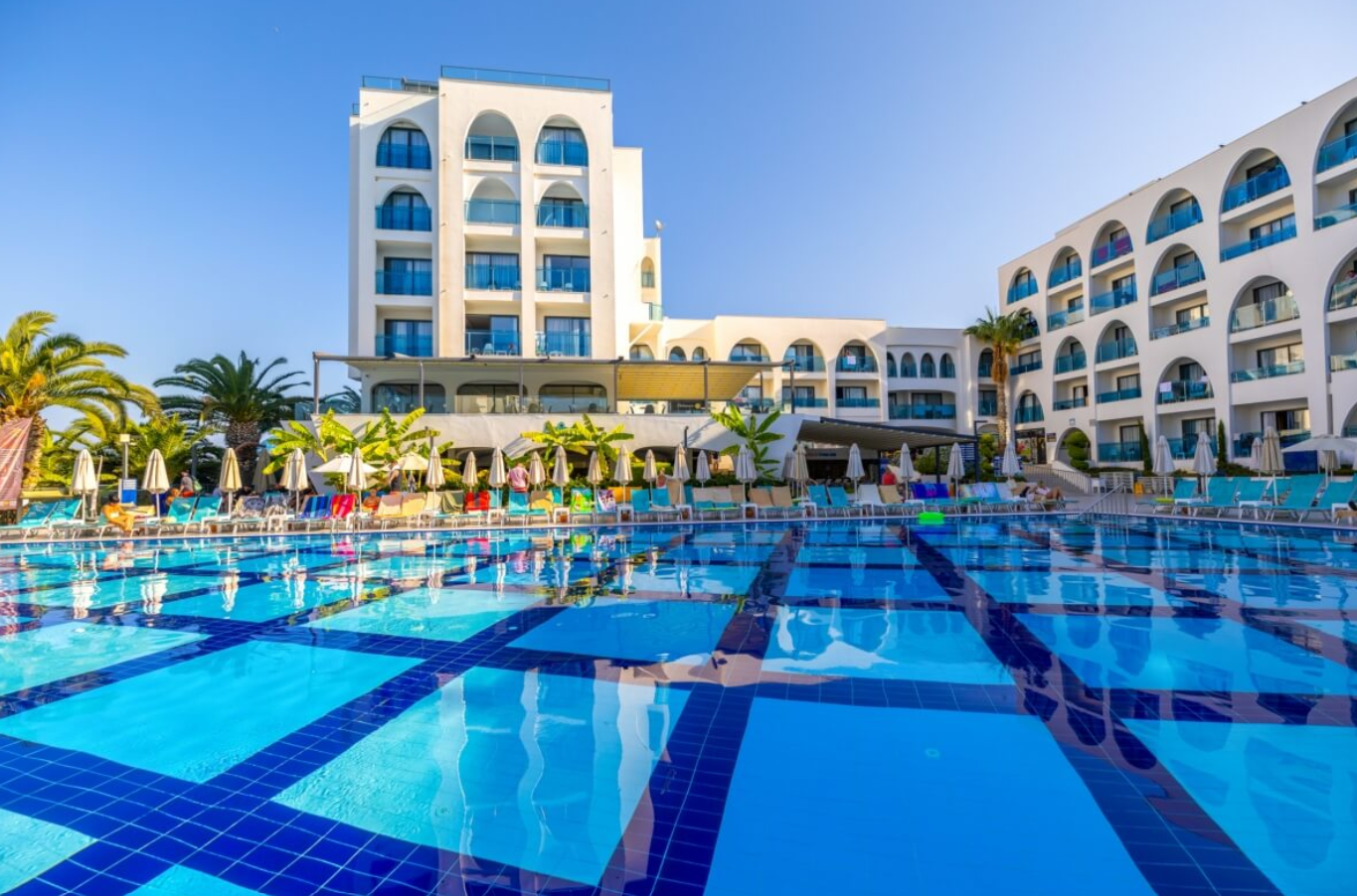 Почивка в Кушадасъ през 2027 - хотел Infinity by Yelken Aquapark & Resorts 5* с автобус - Image 2